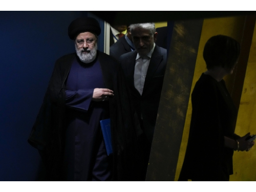 Irano lyderis ragina JAV įrodyti, jog norima grįžti prie 2015-ųjų branduolinio susitarimo